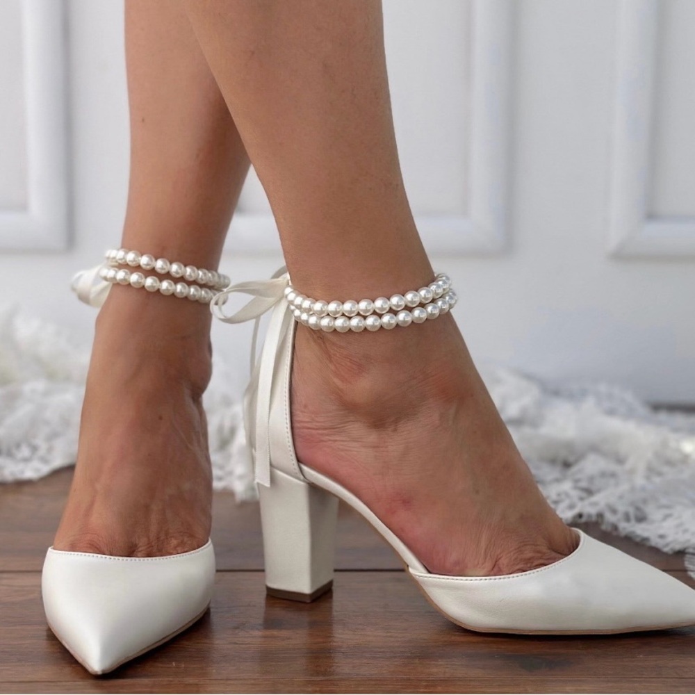 White Pearl-Embellished Women's Heels Wedding Bride